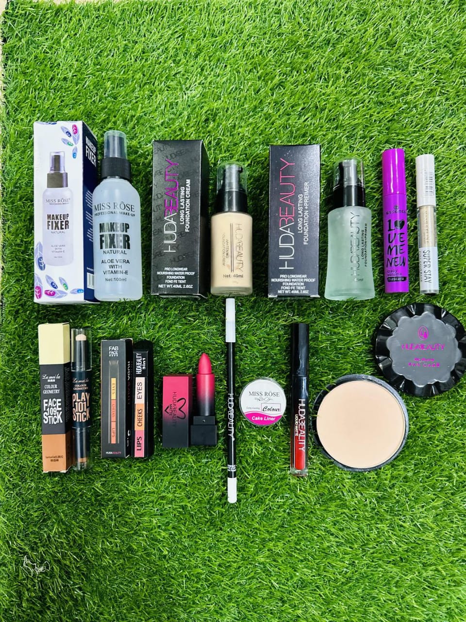 12 in 1 Makeup Deal